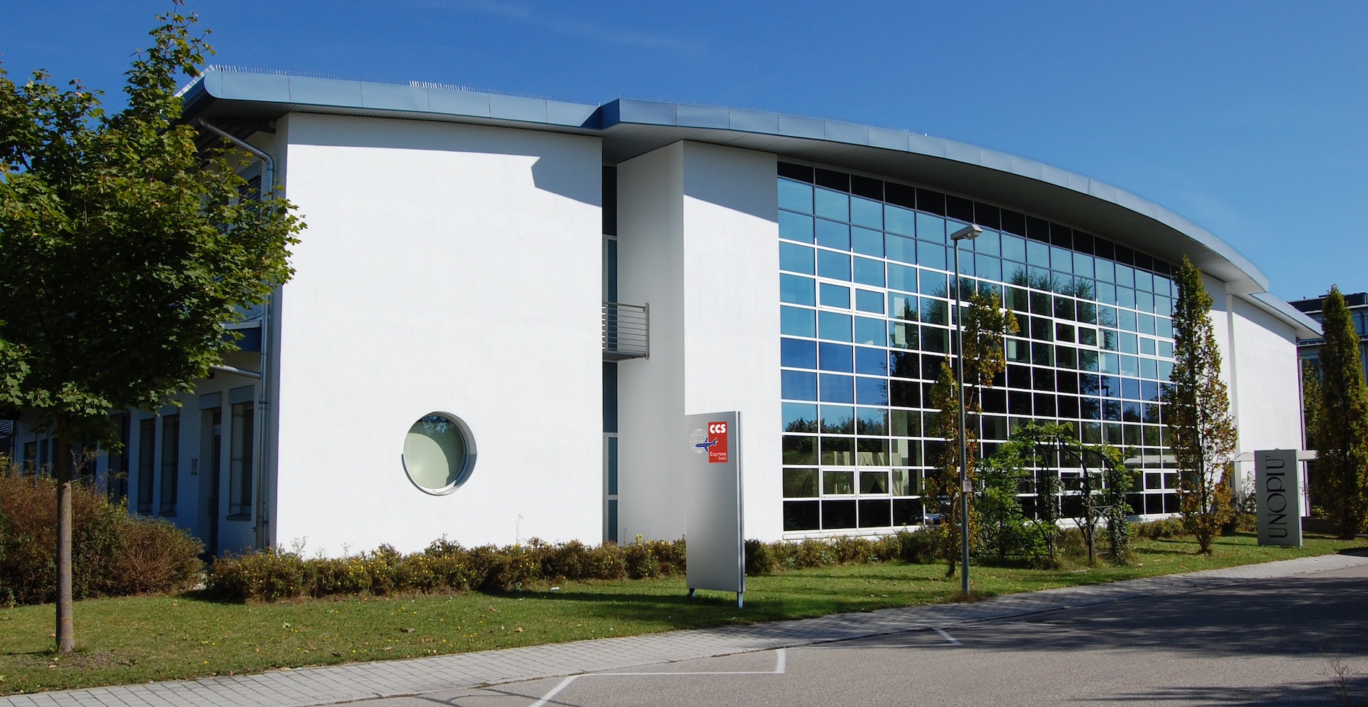 Die CCS-Express-Firmenzentrale in Hallbergmoos.