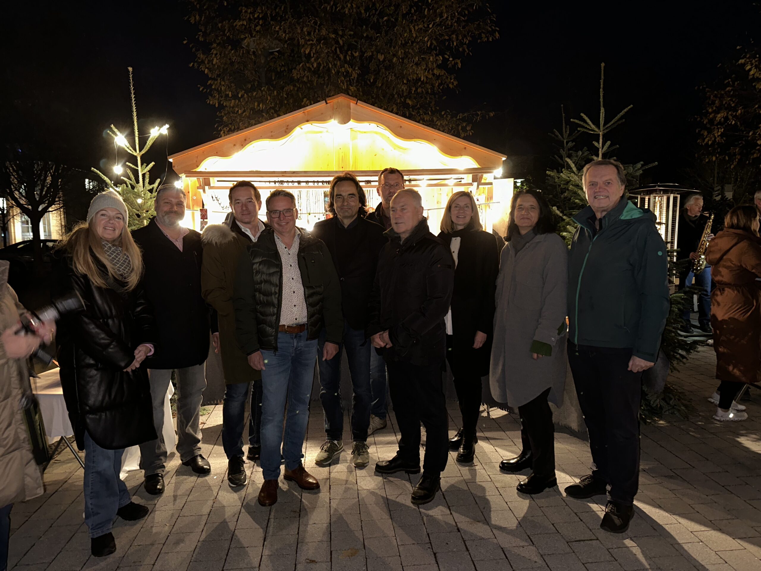 In the first week, the business promoters of the municipality of Hallbergmoos, Mayor Josef Niedermair, the landlords of the Rock Capital Group and the operators of Cultiamo e.V. pulled together.